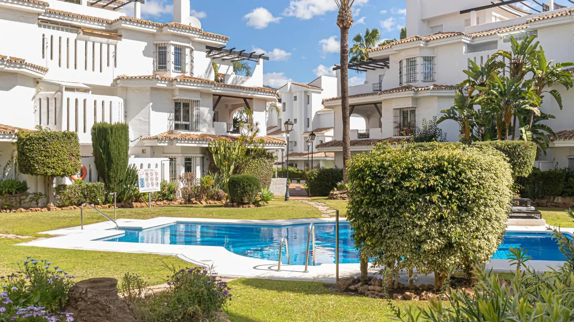 Los Naranjos De Marbella Luxury - Happy Rentals Apartamento